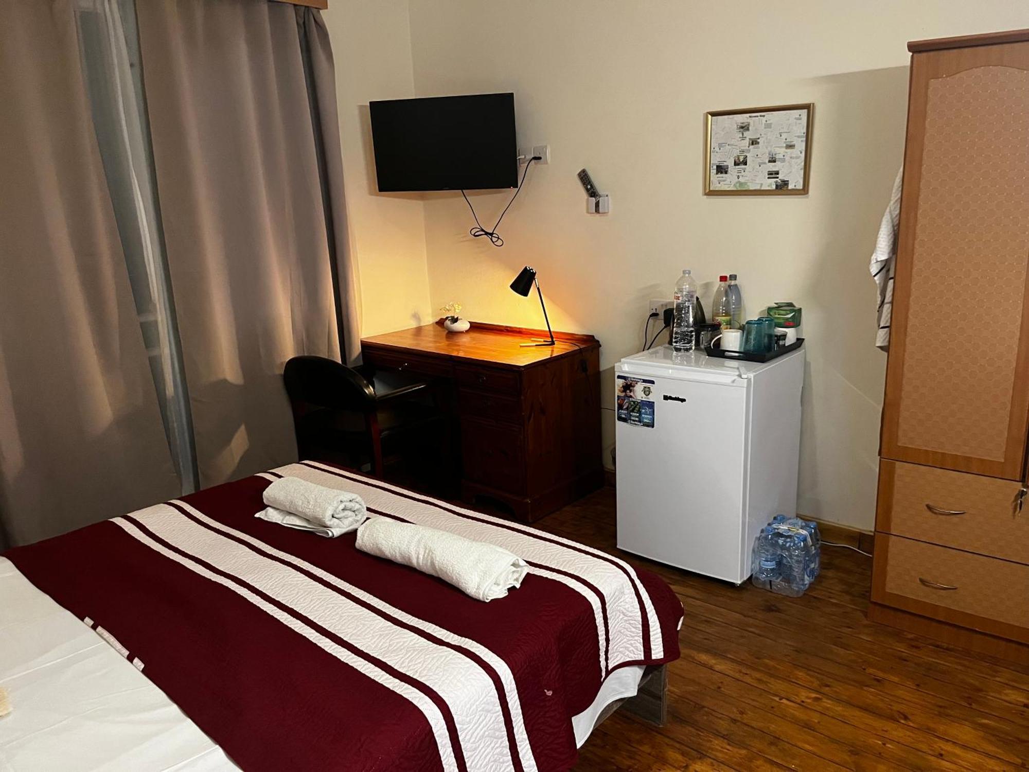Xanthis Hostel Nicosia City Centre מראה חיצוני תמונה