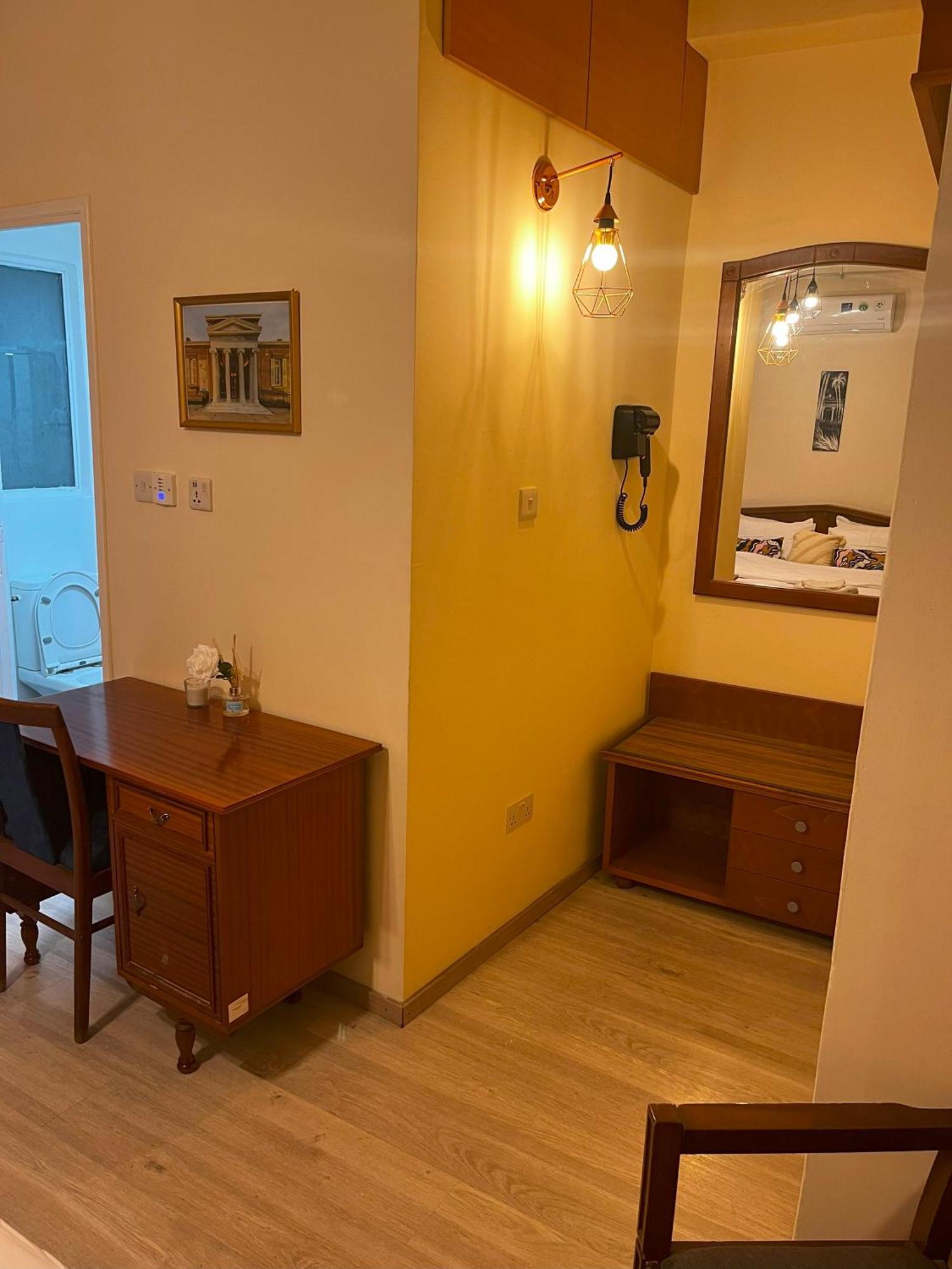 Xanthis Hostel Nicosia City Centre מראה חיצוני תמונה