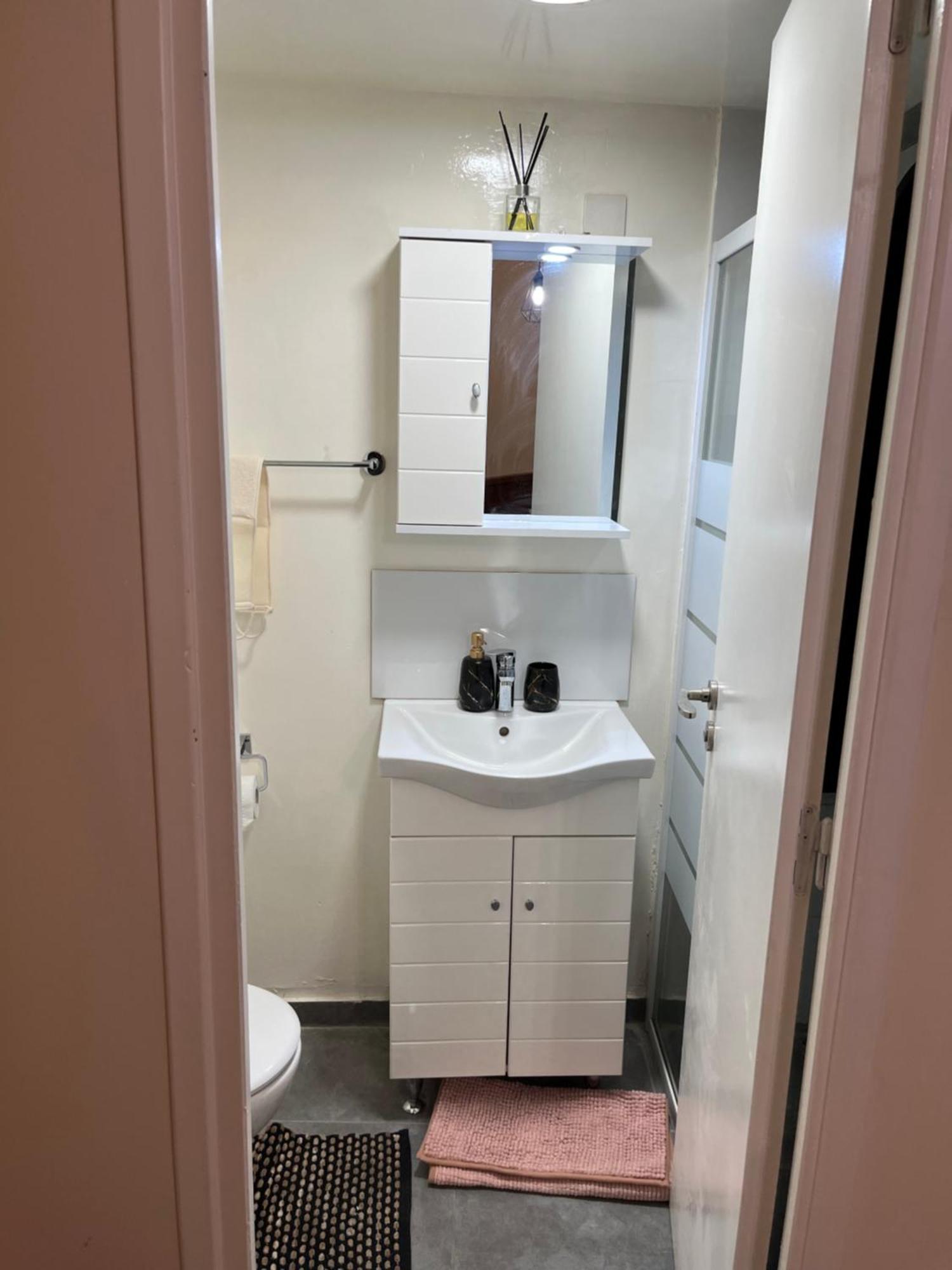 Xanthis Hostel Nicosia City Centre מראה חיצוני תמונה