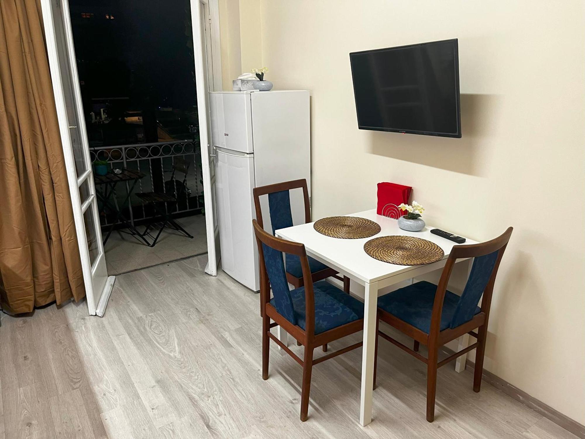 Xanthis Hostel Nicosia City Centre מראה חיצוני תמונה
