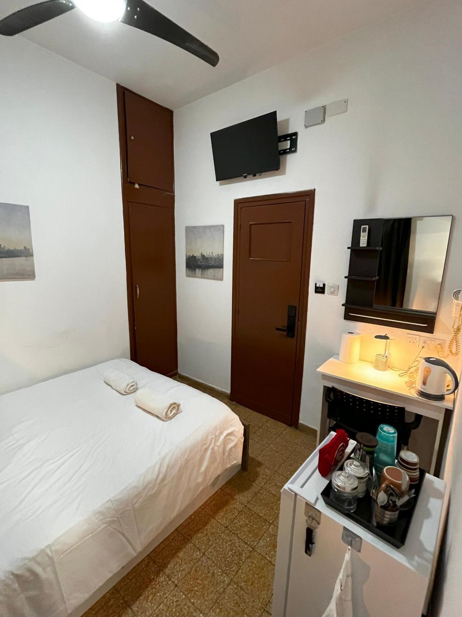 Xanthis Hostel Nicosia City Centre מראה חיצוני תמונה