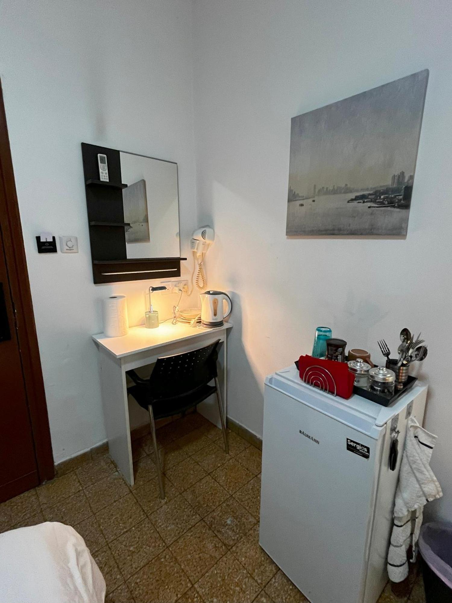 Xanthis Hostel Nicosia City Centre מראה חיצוני תמונה