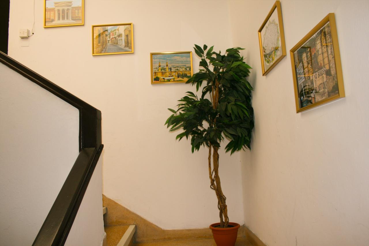 Xanthis Hostel Nicosia City Centre מראה חיצוני תמונה