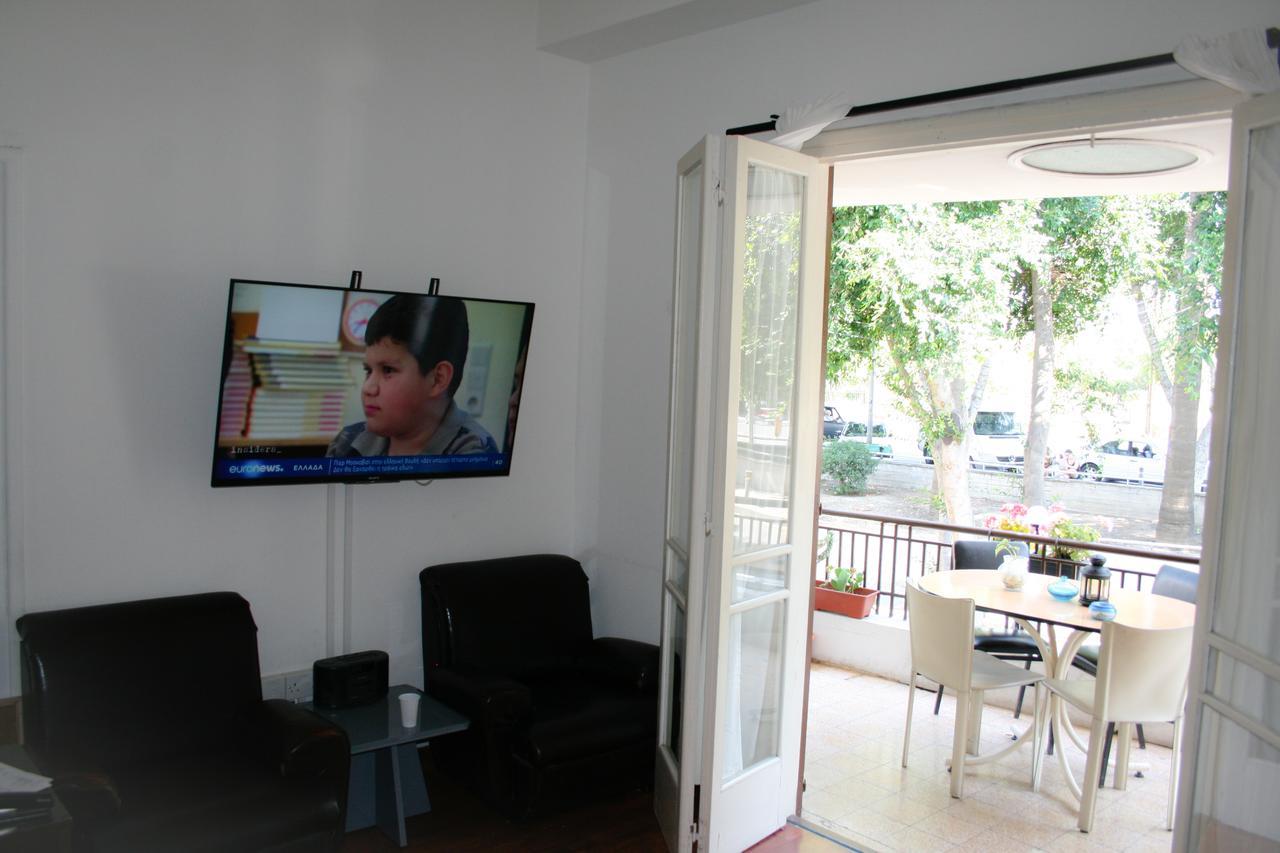 Xanthis Hostel Nicosia City Centre מראה חיצוני תמונה